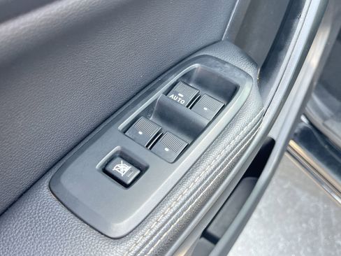 Used 2019 Ford Ranger Lariat w/ Trailer Tow Package image 13