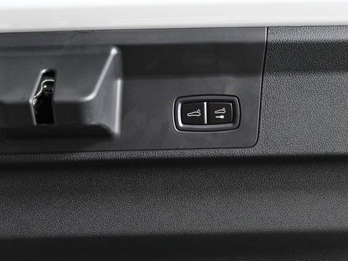 New 2025 Porsche Panamera RWD image 33