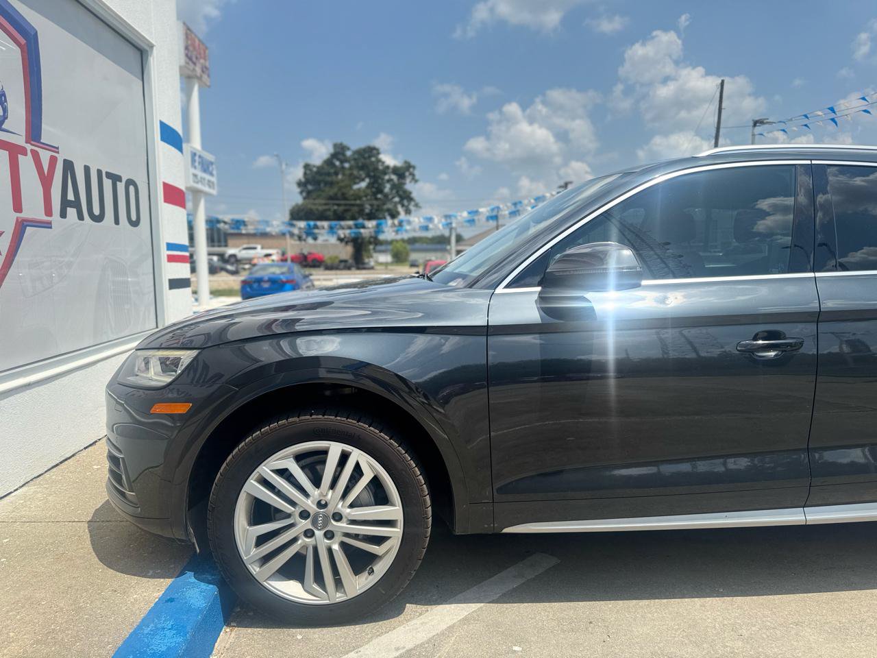 Used 2018 Audi Q5 2.0T Premium Plus AWD/4WD image 25