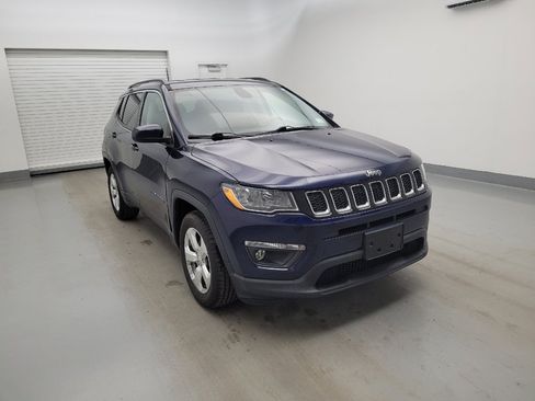 Used 2018 Jeep Compass Latitude w/ Popular Equipment Group FWD image 13