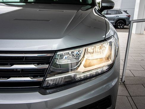 Certified 2020 Volkswagen Tiguan S image 9