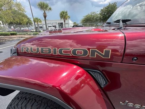 Certified 2022 Jeep Wrangler Unlimited Rubicon AWD/4WD image 37