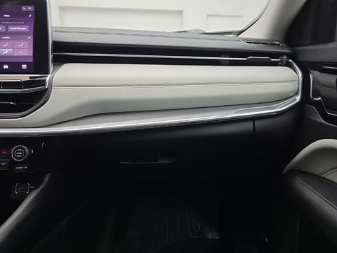 Used 2022 Jeep Compass Limited w/ Sun and Sound Group AWD/4WD image 40