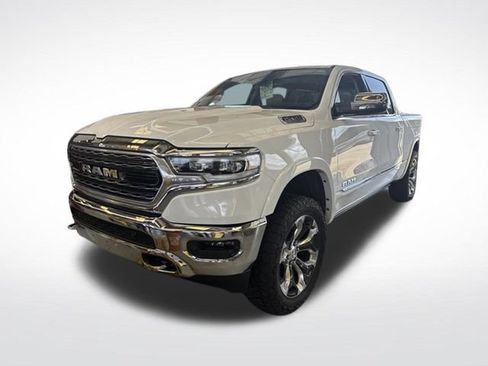 Used 2024 RAM 1500 Limited AWD/4WD image 2