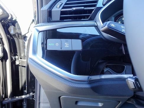 New 2025 Audi Q3 2.0T Premium w/ Convenience Package image 20