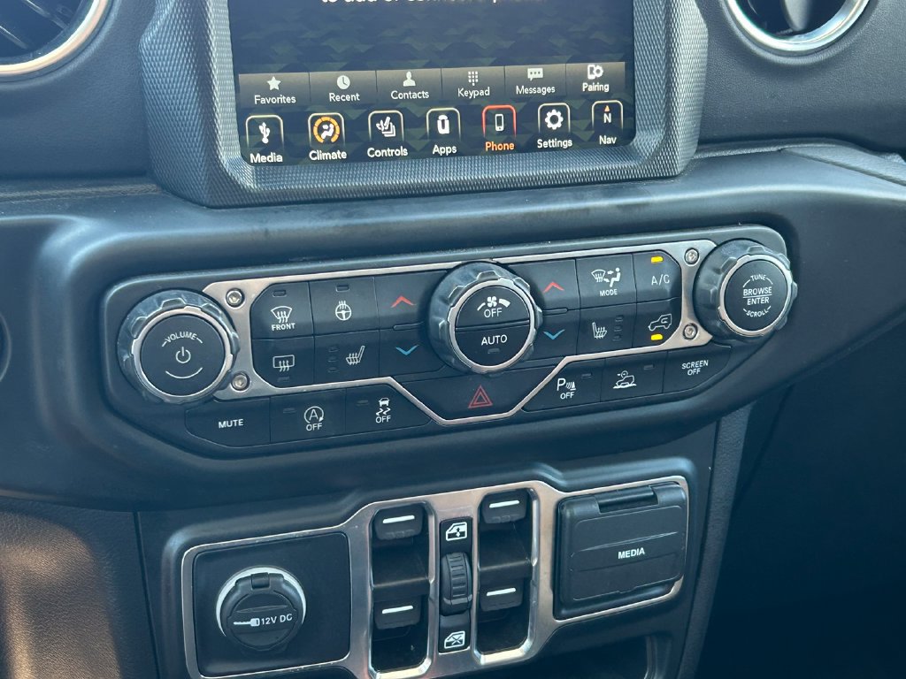 Used 2022 Jeep Gladiator Overland w/ Popular Equipment Package AWD/4WD image 31