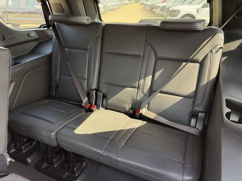Used 2025 Chevrolet Tahoe LT RWD image 29
