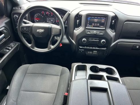 Used 2021 Chevrolet Silverado 1500 Custom Trail Boss AWD/4WD image 16