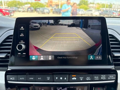 Used 2025 Honda Odyssey Sport-L image 22
