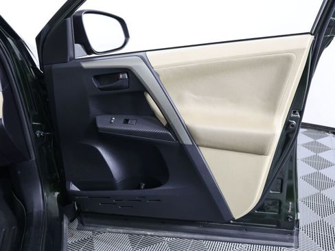 Used 2013 Toyota RAV4 XLE image 25