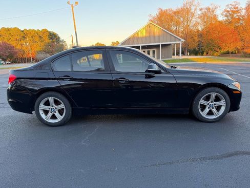 Used 2015 BMW 320i xDrive Sedan image 9