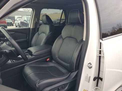 Used 2023 Honda Pilot Elite image 19