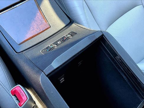 Used 2010 Lexus ES 350 image 33