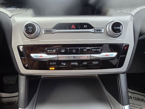 Used 2022 Ford Explorer Timberline image 18