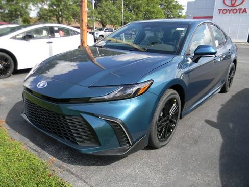 New 2026 Toyota Camry SE w/ Convenience Package AWD/4WD image 10