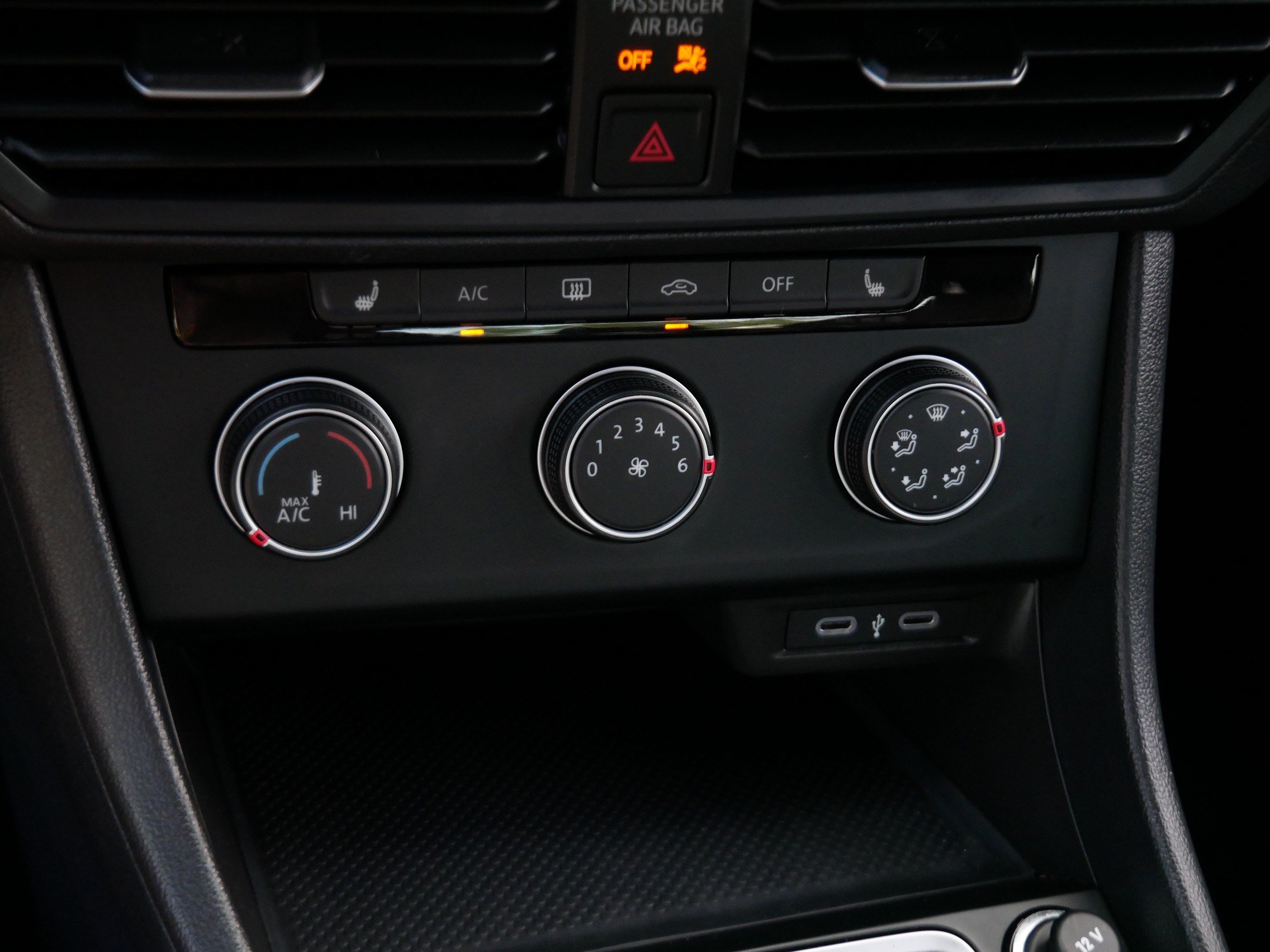 Certified 2024 Volkswagen Jetta Sport FWD image 24