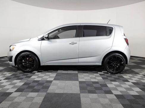 Used 2015 Chevrolet Sonic LTZ image 3