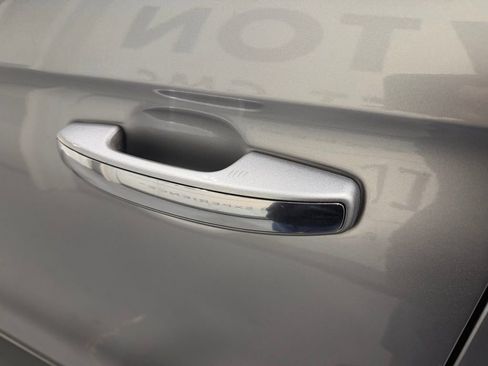 Used 2020 Ford Expedition Max Limited w/ Equipment Group 301A image 3