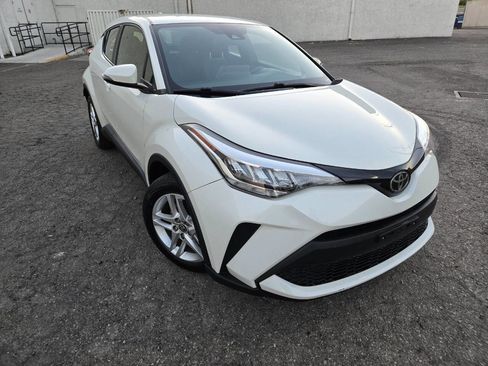 Used 2021 Toyota C-HR LE image 5