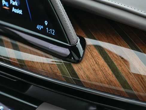 Used 2023 Cadillac Escalade Sport Platinum image 34