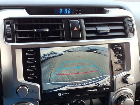Used 2020 Toyota 4Runner SR5 Premium w/ Moonroof Package AWD/4WD image 14