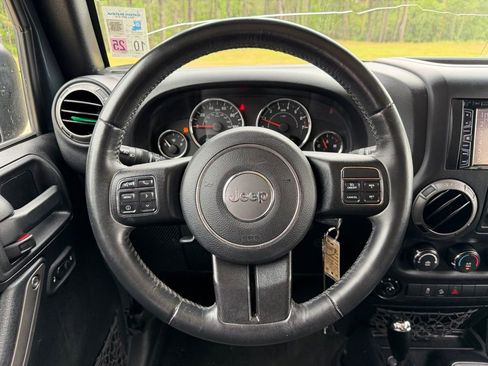 Used 2016 Jeep Wrangler Unlimited Sport w/ Quick Order Package 24S AWD/4WD image 17
