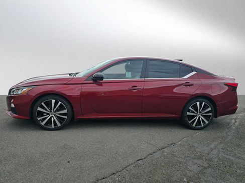 Used 2022 Nissan Altima 2.5 SR FWD image 6