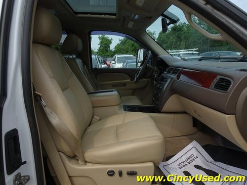 Used 2011 GMC Sierra 3500 SLT w/ SLT Convenience Package AWD/4WD image 15