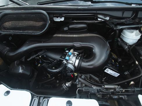 Used 2018 Ford Transit 250 138 image 25