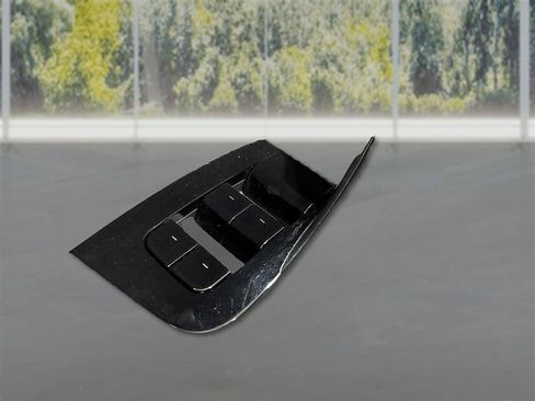 Used 2020 Tesla Model Y Long Range AWD/4WD image 27