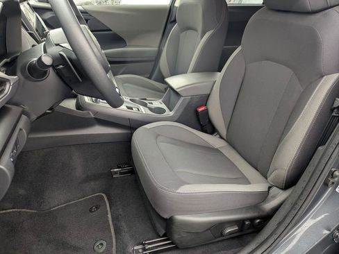 Used 2025 Subaru Crosstrek 2.0i Premium AWD/4WD image 16