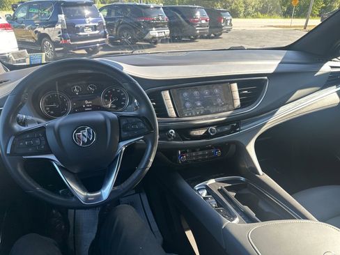 Used 2023 Buick Enclave Essence w/ Experience Buick Package image 15