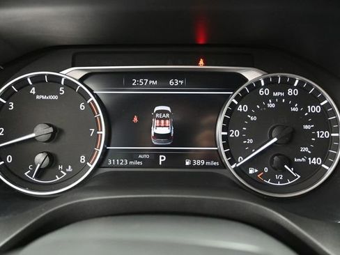 Used 2025 Nissan Rogue SV AWD/4WD image 30