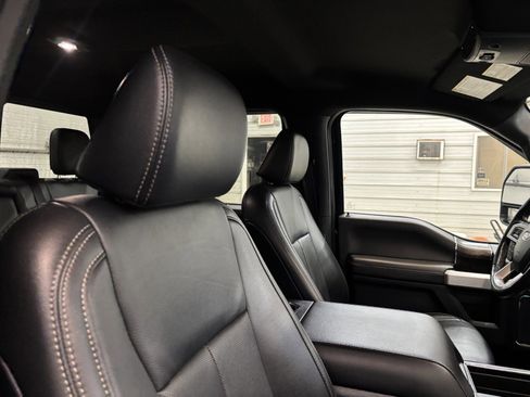 Used 2022 Ford F350 Lariat image 26