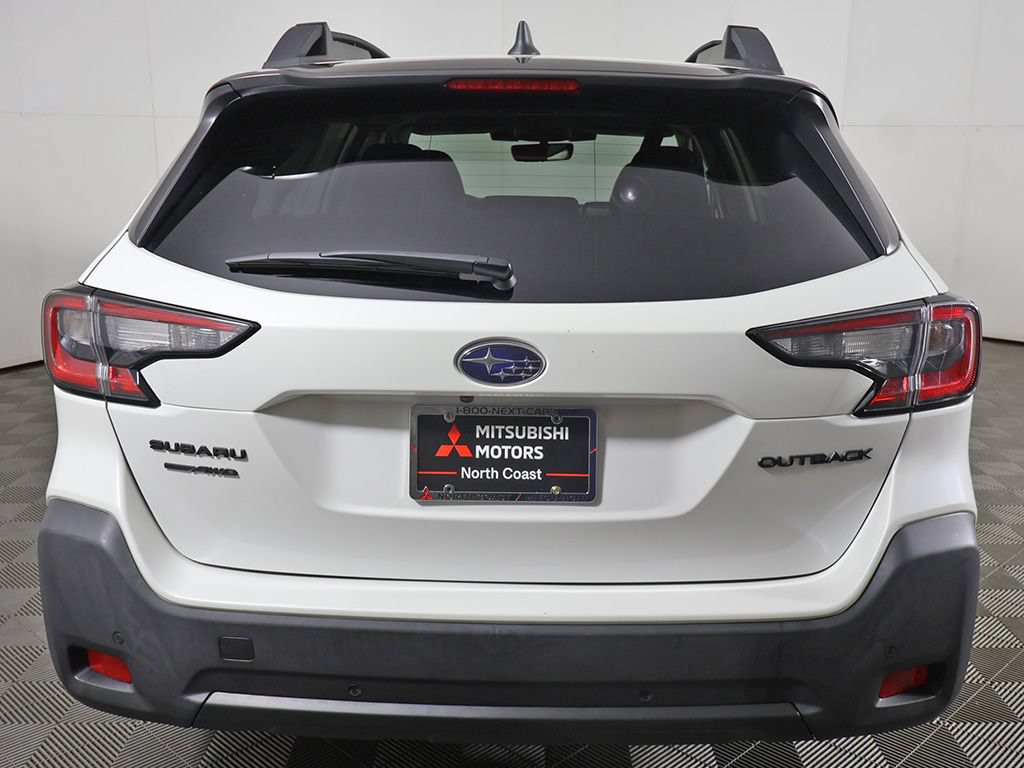Used 2025 Subaru Outback Onyx Edition AWD/4WD image 14