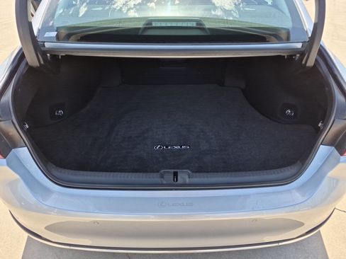 Used 2023 Lexus ES 250 w/ Premium Package AWD/4WD image 34