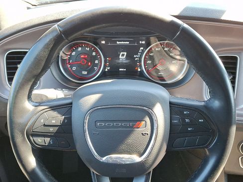 Used 2023 Dodge Charger SXT RWD image 18