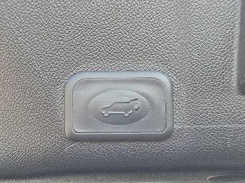 Used 2017 GMC Acadia Limited SLT FWD image 14