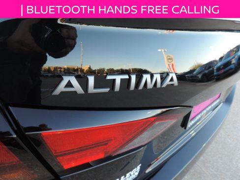 Used 2025 Nissan Altima 2.5 S image 11