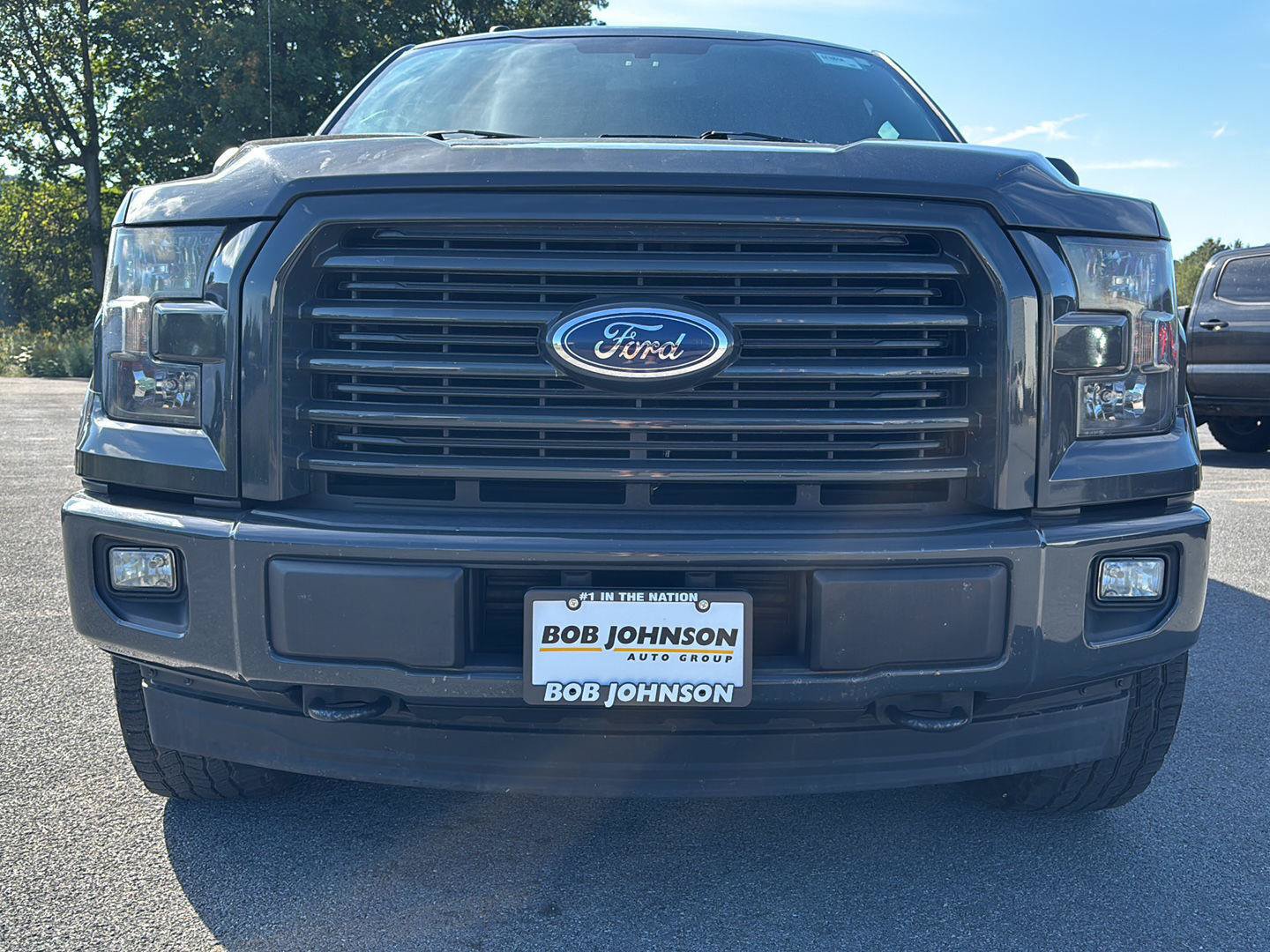 Used 2017 Ford F150 XLT w/ Equipment Group 302A Luxury AWD/4WD image 9