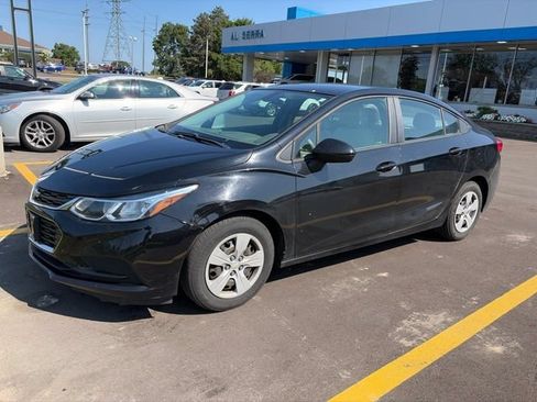 Certified 2016 Chevrolet Cruze LS FWD image 2