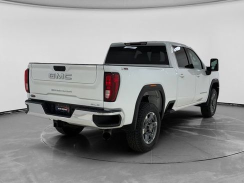 Used 2025 GMC Sierra 2500 SLE w/ SLE Convenience Package AWD/4WD image 3