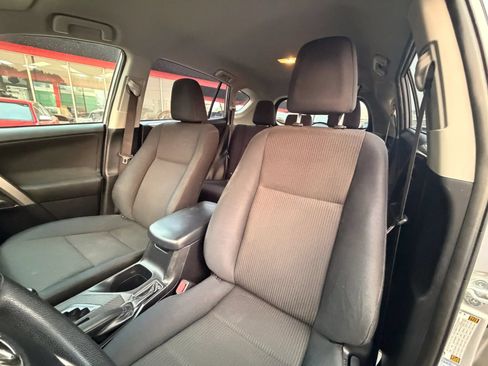 Used 2015 Toyota RAV4 LE AWD/4WD image 12