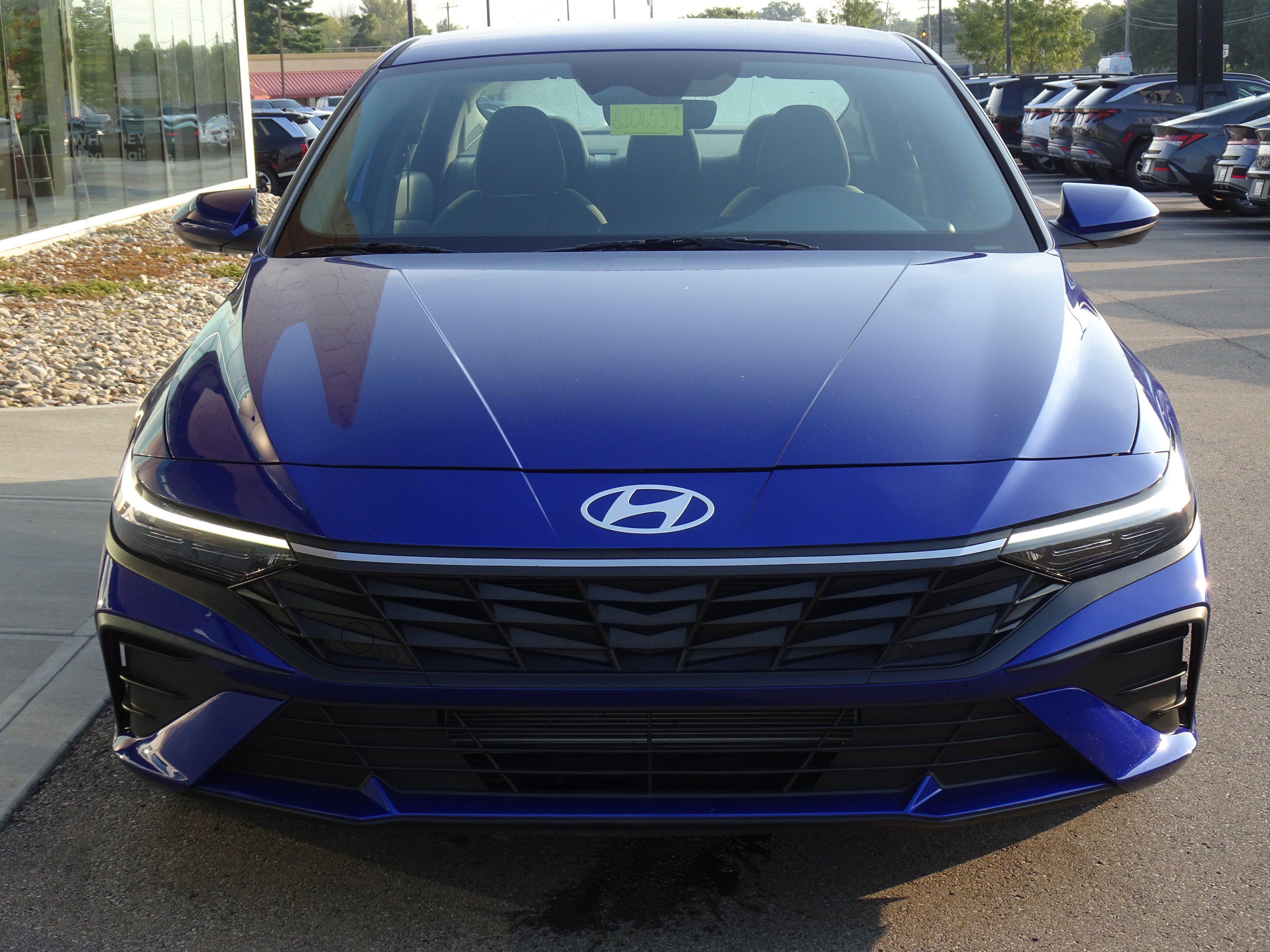Used 2024 Hyundai Elantra SEL FWD image 7