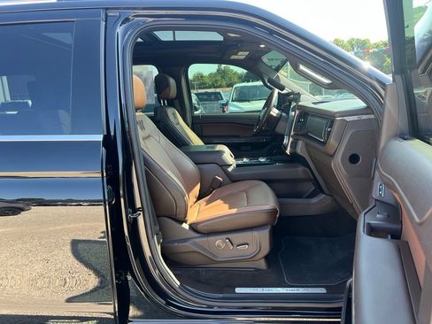Used 2024 Ford Expedition King Ranch AWD/4WD image 23