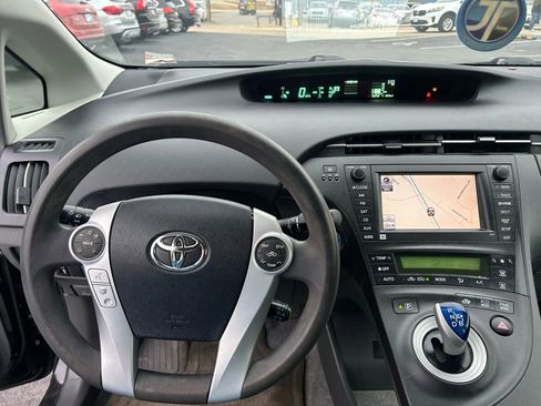 Used 2011 Toyota Prius Three w/ Navigation Pkg image 20
