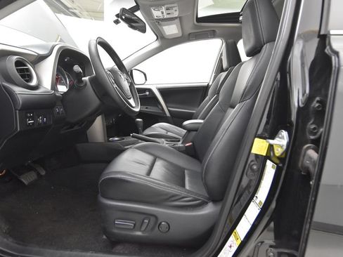 Used 2013 Toyota RAV4 Limited AWD/4WD image 31