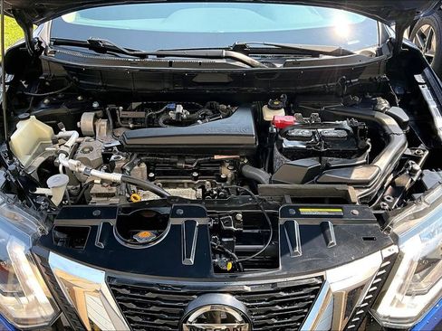Used 2018 Nissan Rogue S AWD/4WD image 10