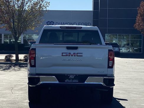 New 2026 GMC Sierra 1500 SLE w/ Preferred Package AWD/4WD image 14