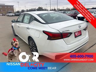 New 2025 Nissan Altima 2.5 SV video 3